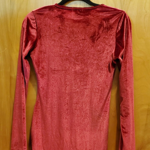 NWT Prettylittlething Red Velvet Bodycon Mini Dress  4 - Picture 6 of 7